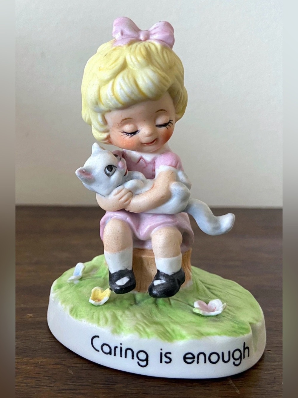 Vintage 1974 Numbered George Good Figurine Girl with Cat Caring is Enough